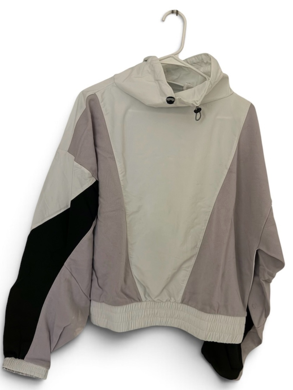 Reebok Colorblock Hooded Pullover — Cream, Light Gray & Black